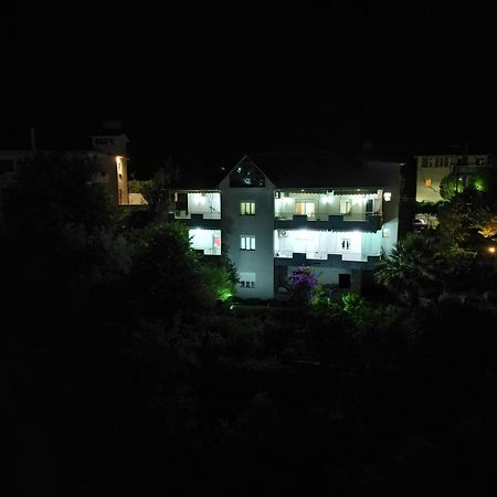 Vila Banushi Gjirokaster Exterior photo
